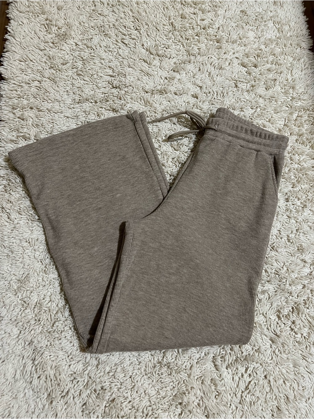 She She Ribbed Drawstring Joggers in Taupe